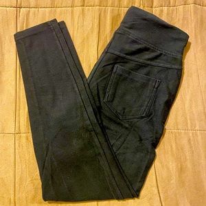 Black jeggings